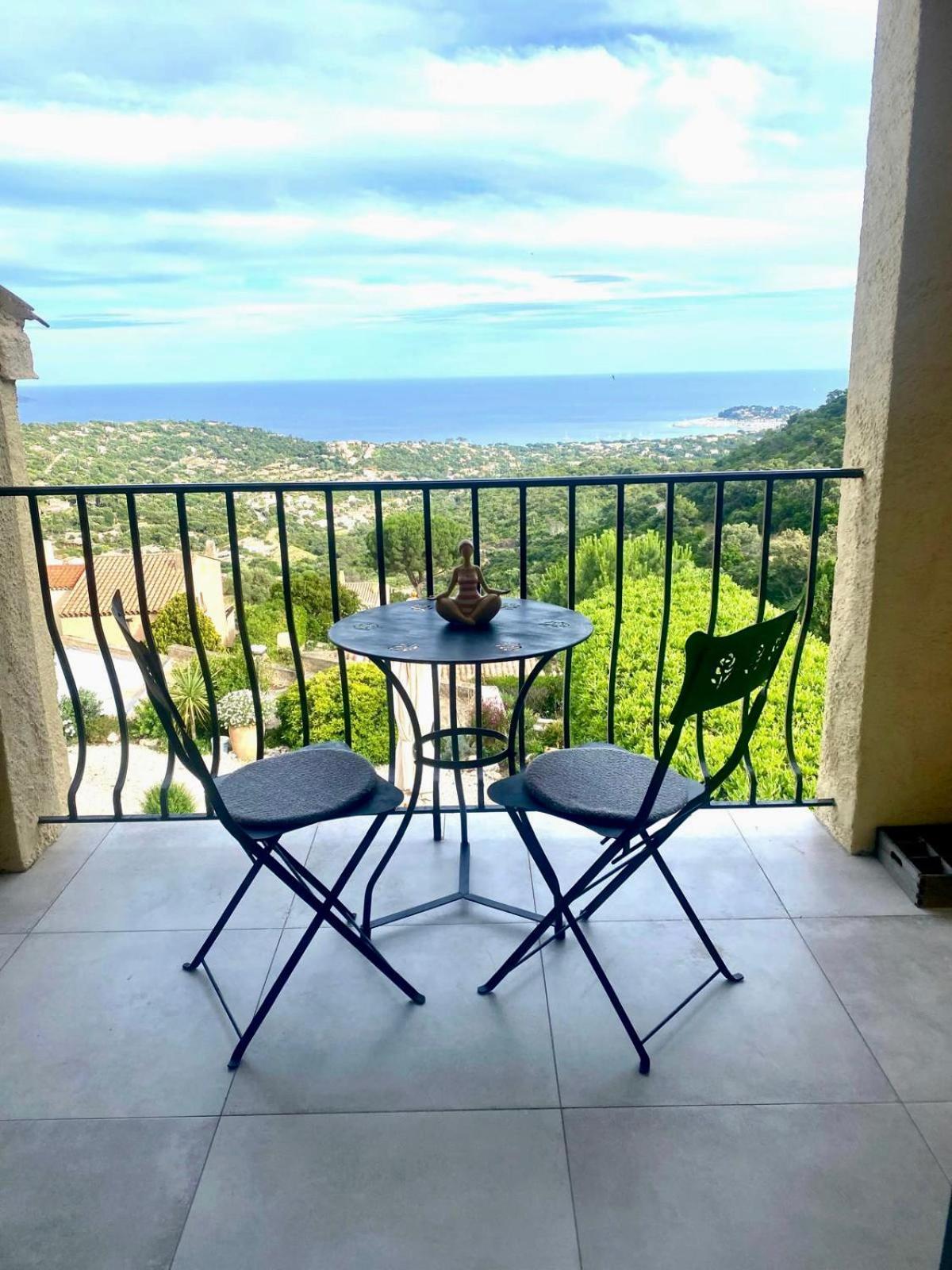 Villa Baievue Cavalaire-sur-Mer Eksteriør billede